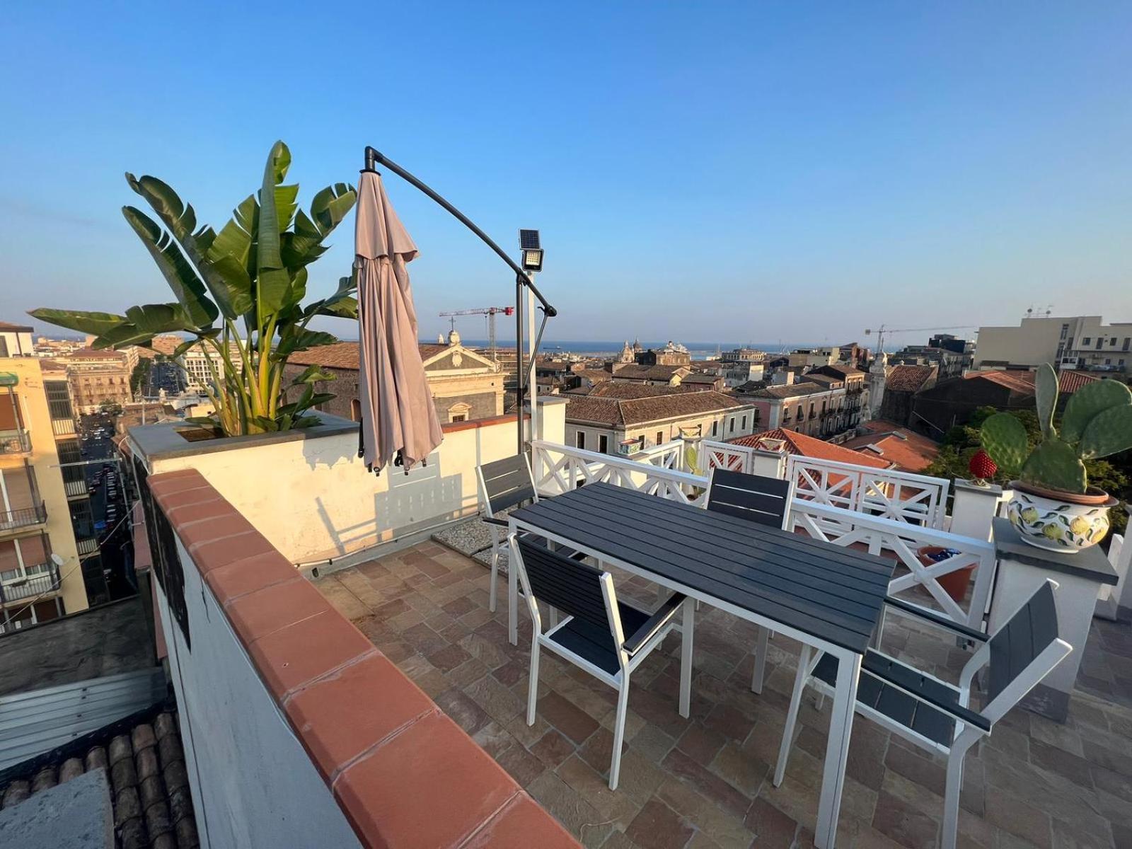 카타니아 La Terrazza Sul Cielo 아파트 외부 사진
